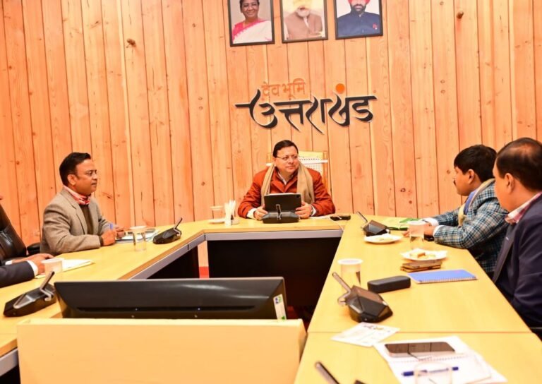 बैठक-सीएम-धामी